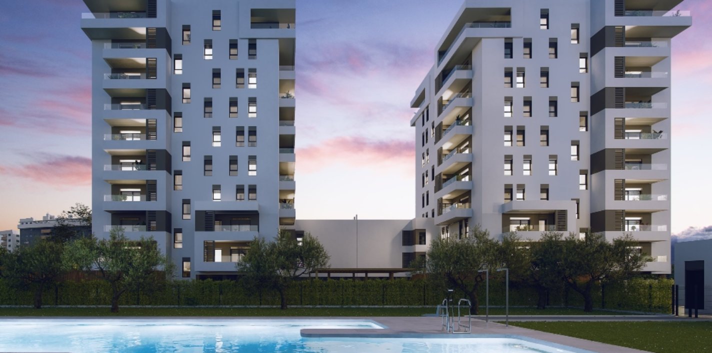 Piscina de la promoción Elvenia de AEDAS Homes en Entrenúcleos, Dos Hermanas