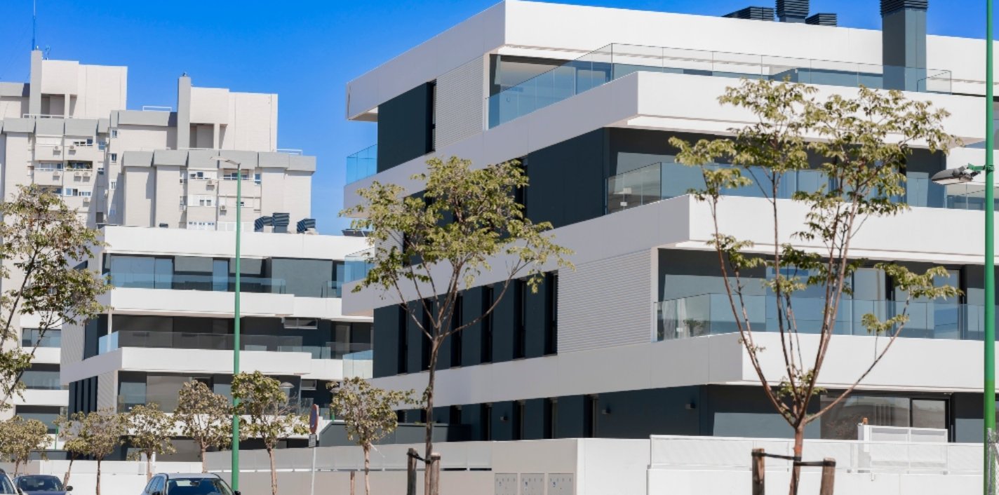 Dos de los edficios de la nueva promoción Gradia de AEDAS Homes en Sevilla
