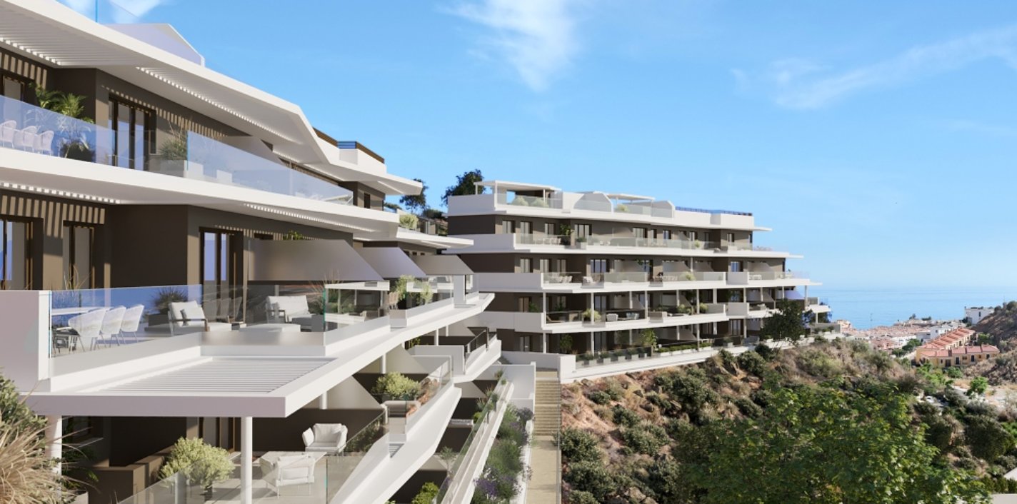 Terrazas de las viviendas de la nueva promoción Idilia Aire de AEDAS Homes en Rincón de la Victoria, Málaga