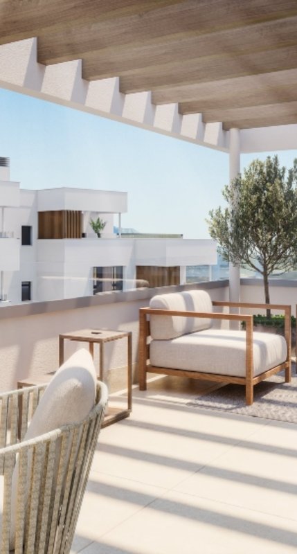 Terraza ático de una de las viviendas de la promoción Fioresta de AEDAS Homes en San Juan de Alicante.