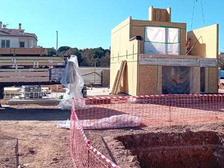 Estado de las obras de la promoción Maremma, con certificación Passivhaus y estructura de madera, que AEDAS Homes impulsa en Palma de Mallorca