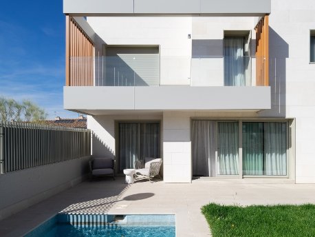 Una vivienda de la promoción Maranta de AEDAS Homes en Boadilla del Monte, Madrid Una vivienda de la promoción Maranta de AEDAS Homes en Boadilla del Monte, Madrid