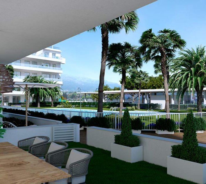 Jardín de la promoción de obra nueva Marina Real en Denia, Alicante. AEDAS Homes