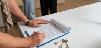 Cómo modificar las escrituras de tu vivienda